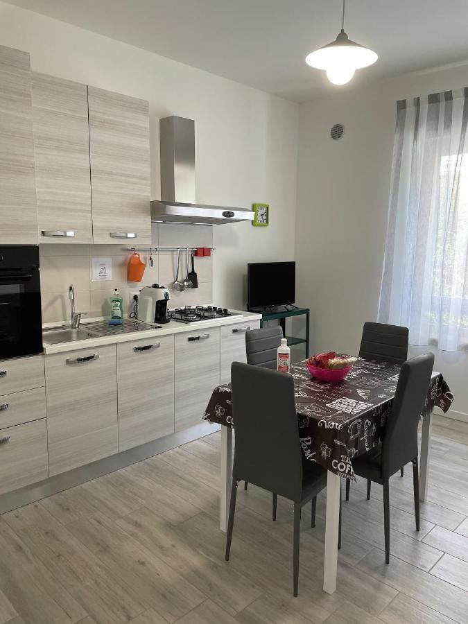 Apartamento Residenza Gasparoni di Guidi Eleonora Verona Exterior foto