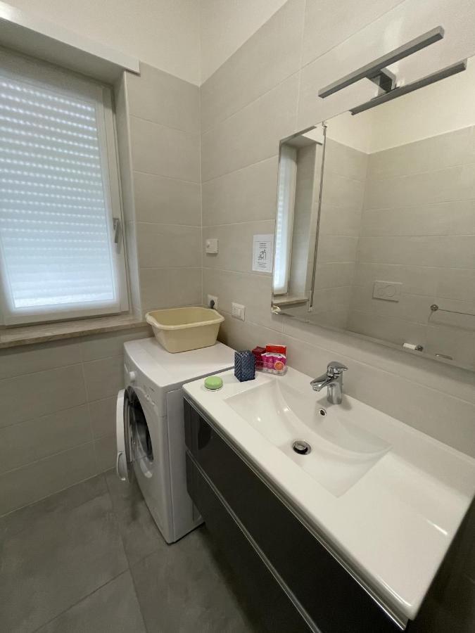 Apartamento Residenza Gasparoni di Guidi Eleonora Verona Exterior foto